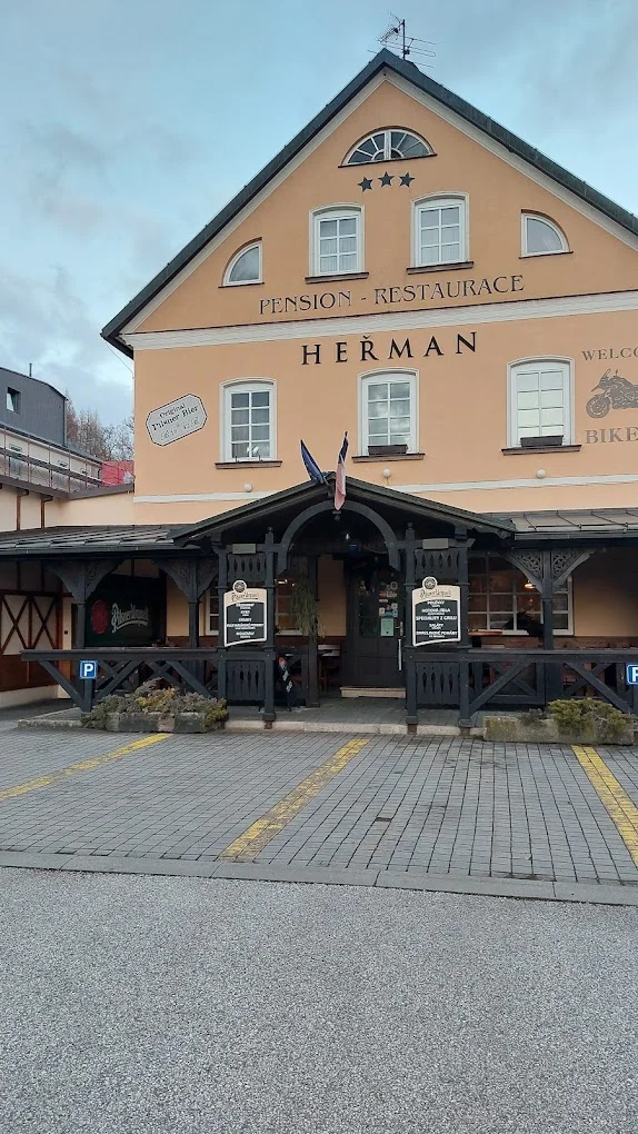 Vchod do Pensionu Heřman